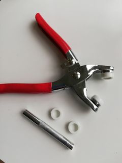Metal snap pliers