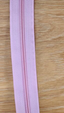 Baby pink zipper tape